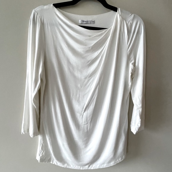 🔥BOGO FREE White runched 3/4 sleeve - Picture 1 of 4